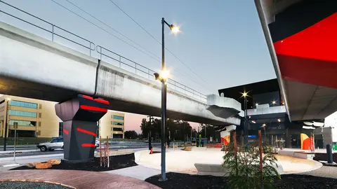 Schréder lieferte Beleuchtungslösungen zur Verbesserung der Sicherheit entlang der Verkehrsachse von Perth